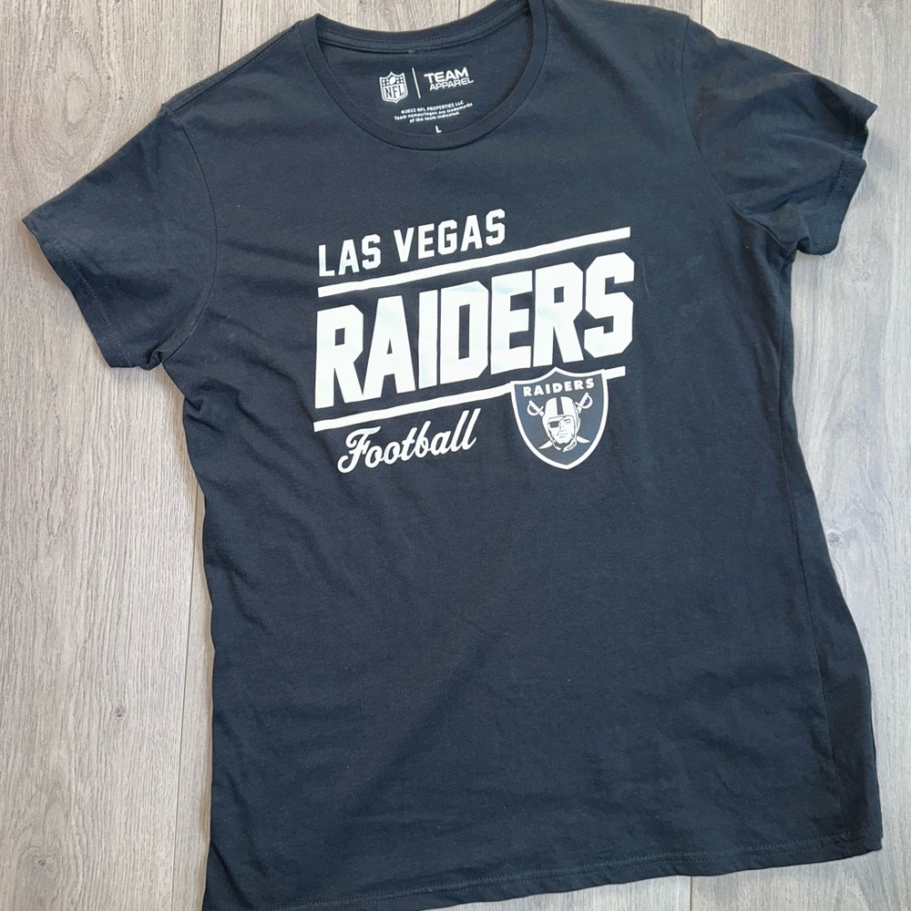 Raiders Women’s Large Black Graphic T-Shirt Las Vegas Football